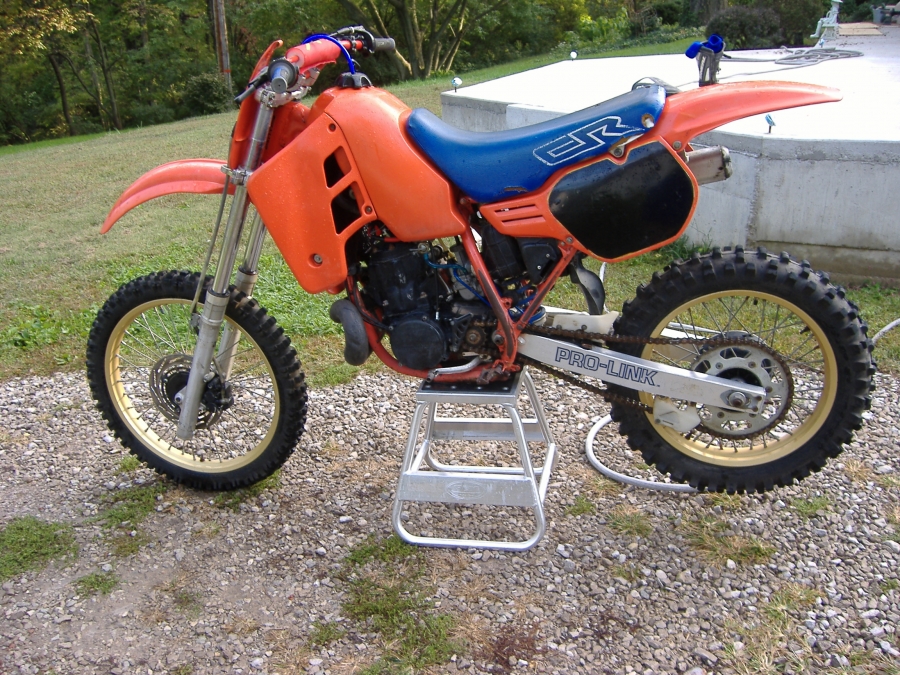 Fixing honda dirt bikes